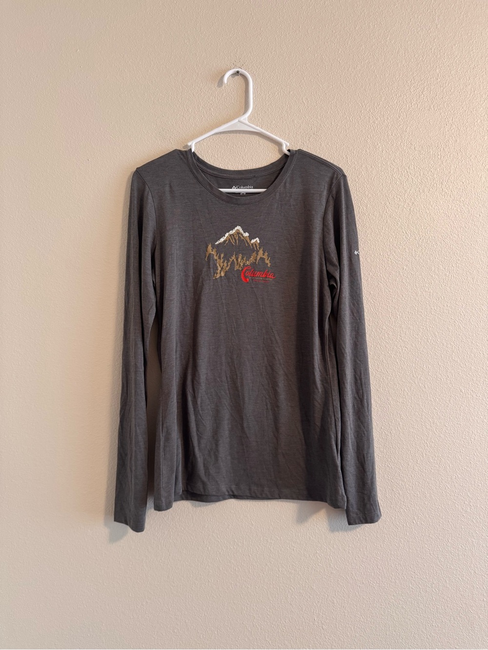 Columbia Gray Long Sleeve Mountain Logo Tee with Gold Accent